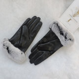 Women′ S Sheep Leather Gloves with Rex Rabbit Fur / Black Gloves