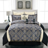 Palace Style 8 Pieces Jacquard Bedding Set