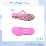Popular Woman Jelly Clogs Sandals with Leopard Printing