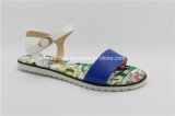 Latest Beach Sexy Lady Sandals with Fashion Flat Soles