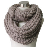 Lady Fashion Acrylic Knitted Chunky Infinity Winter Scarf (YKY4376-4)