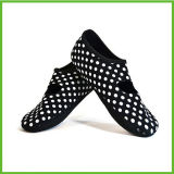 Hot Selling Very Comfortable Soft Indoor Socks Neoprene Dance Shoes