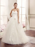Embroidary Strapless Tulle Bridal Gown with Satin Belt Wedding Dress