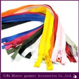 Nylon Plastic Zipper for Shoe, Bag and Garament