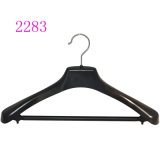 Plastic Black Cloth Hanger with Trouser Bar