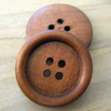 4 Holes Round Wood Buttons