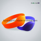 Custom Design Lf Hf UHF Chip Silicone RFID Wristband