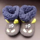 Newest Customized Embroidery Knitted Lining Winter Warm Baby Booties Shoes