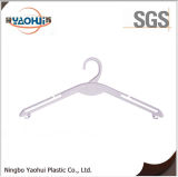 Cheap Plastic Cloth Hanger with Plastic Hook