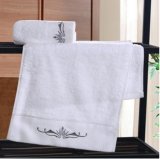 32s Jacqurad Design White Hotel Bath Towel
