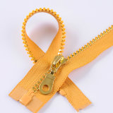 Fashion Style Plastic Zipper with Gold Teeth