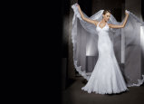Top Quality Halter Lace Beaded Bridal Wedding Dresses (AL001)