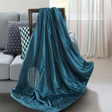 Hot Sale Silk Fabric and Filling Summer Blanket Comforter