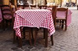100% Polyester Tablecloth in Wholesale Cheap Price (DPF10790)