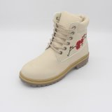 Fashion PU Embroidery Lace up Martin Boots for Women