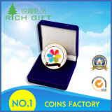 China Manufacturer Accepted Custom Souvenir Badge with Gift Box
