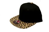 Customized Design Blank Acrylic Snapback Hat with Leopard Leather Brim