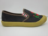 Flowers Embroidery of Women Casual Canvas Shoes