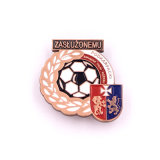 Wholesale Customized Soccer Soft Enamel Badge clutch Design Embroidery Engraving
