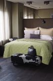 New High Quality Embroidery Pillowcases & Quilted Bedspread Set (Green)