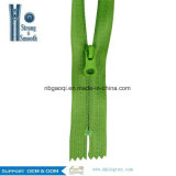 High Quality 3# Waterproof Nylon Zipper for Shoe Garment Home Textile Bags Use