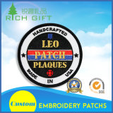 Fashion Colorful Embroidery Patch in Round Shape