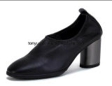 Hot Sale Fashion and Comfortable Chunky Heel Lady Leather Shoe