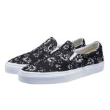 Customized Printed Black/White Flowers Mens/Womens Canvas Slip on Shoes