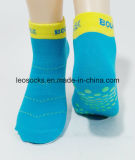China Custom Knitted Sock Manufacturer Indoor Trampoline Anti-Slip Kid Sock