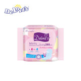 Lady Pads/Sanitary Napkins Customised Brand China Factroy Price Good Quality Women