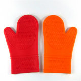 Perfect Heat Resistant Softtextile Silicon Kitchen Cooking Glove BBQ Gloves