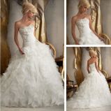 Bridal Ball Gown Strapless Bridal Wedding Dress Cascading Ruffles Wedding Dresses (W1675)