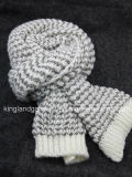100% Acrylic Fashion White Knitted Scarf