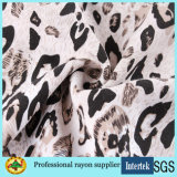 Leopard Design Printed Rayon Fabric for Women Garments