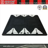 Rubber Car Speed Cushion with Highly Reflective Tapes (CC-B68)