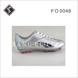 Light Men Sports Soccer Outdoor Shoes and Football Shoes with PU and TPU