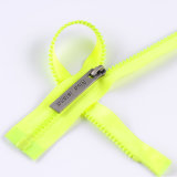 No. 4 Plastic Zipper Open End with Fashion Puller