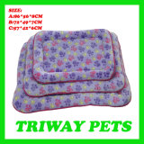 Soft Comfortable Coral Velvet Dog Cat Cushion (WY1610113-3A/C)