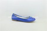 New Europe Popular Flat Comfort Fashion Lady Shoe