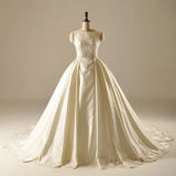 Satin Bridal Gowns Beads Ruffled Luxury Wedding Dresses (Z2030)