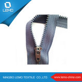 High Quality Metal Zipper with Strong Teeth