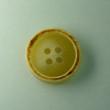 High Quality Fashion Polyester Resin Button with Special Rim Effect