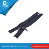 Lemo 5# Resin Zipper Plastic Zipper for Sale