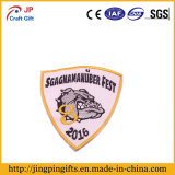 2017 New Design Iron-on Embroidery Badge for Clothes