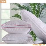 Red Color Edge Piping Luxury Hotel Pillow