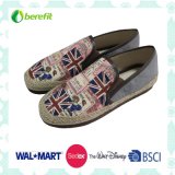 Beautiful Printing Design with PE Sole, Women's Canvas Shoes