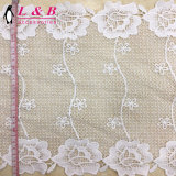 Fashion White Embroidered Chemical Lace