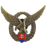 Customized Eagle Shaped Metal Enamel Badge for Sale (HST-BS-110)
