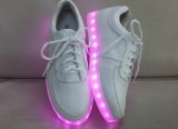 Children Shoes with LED Light USB Charge Genuine Leather Flat Sneakers Shoes (xzl-2368)