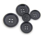 Manufacturer Lead and Nickle Free Cheap 4 Holes Button